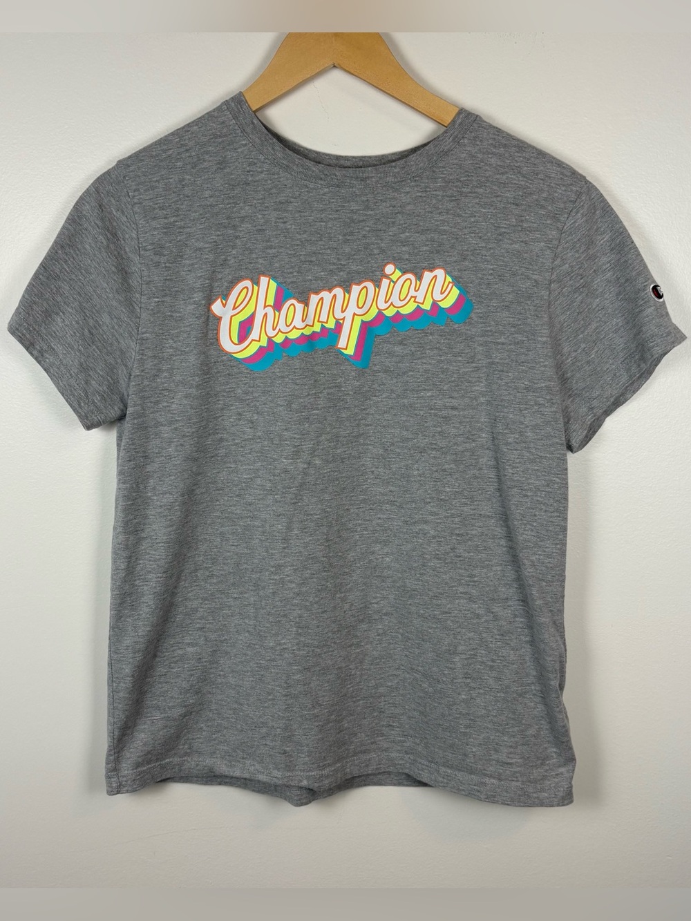 Champion Women’s Heather Gray Cotton Blend Rainbow Logo T-Shirt, Size Medium